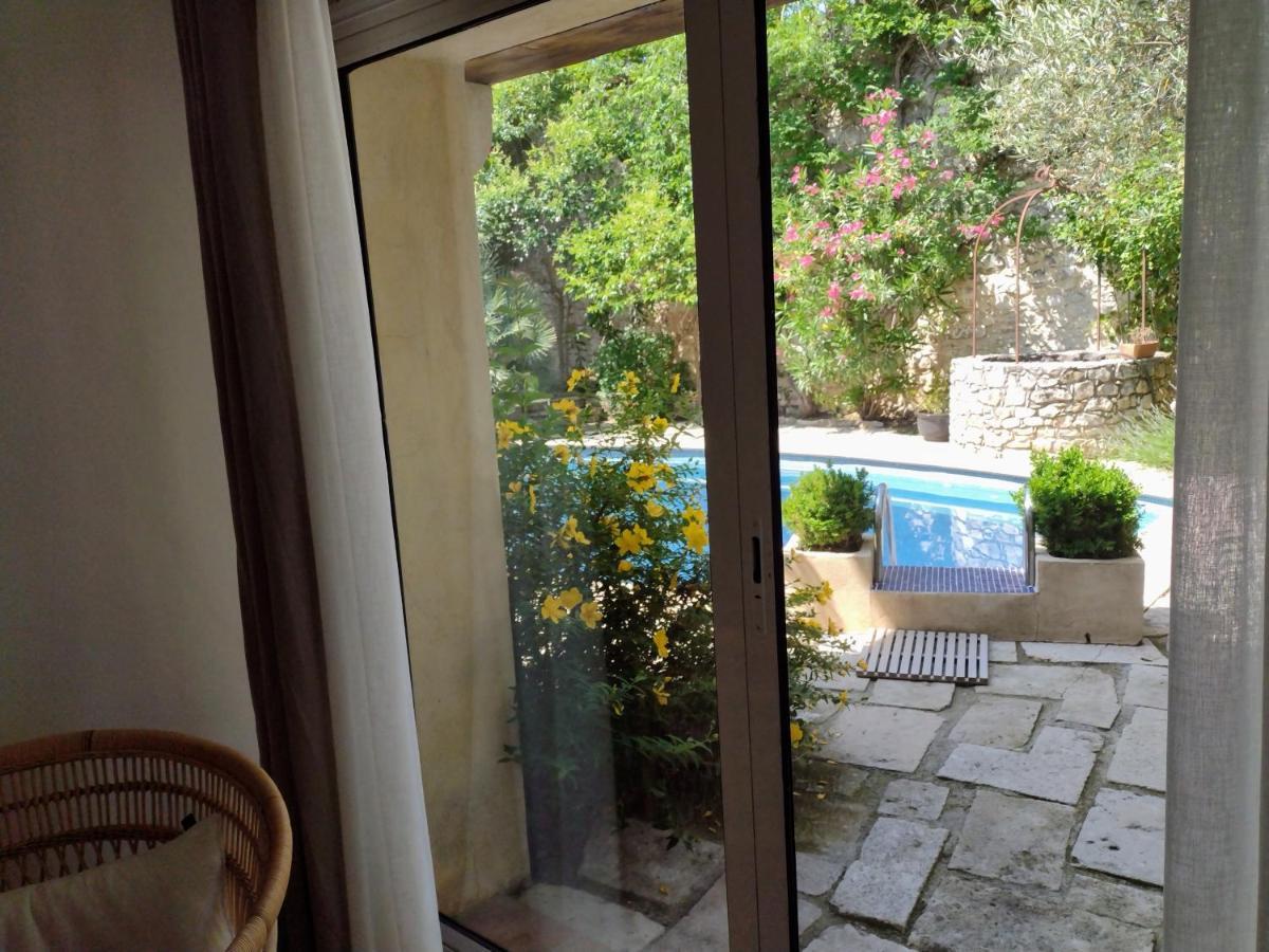 La Maison Des Autres, Piscine Chauffee, Chambres D'Hotes Proches Uzes, Nimes, Pont Du Gard Saint-Genies-de-Malgoires المظهر الخارجي الصورة