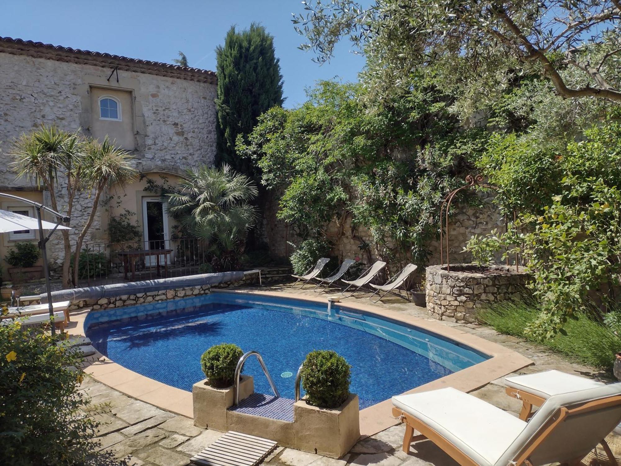 La Maison Des Autres, Piscine Chauffee, Chambres D'Hotes Proches Uzes, Nimes, Pont Du Gard Saint-Genies-de-Malgoires المظهر الخارجي الصورة